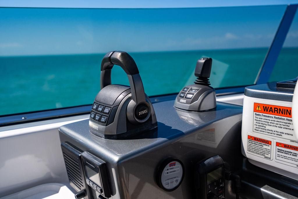 2024 Azimut 77 