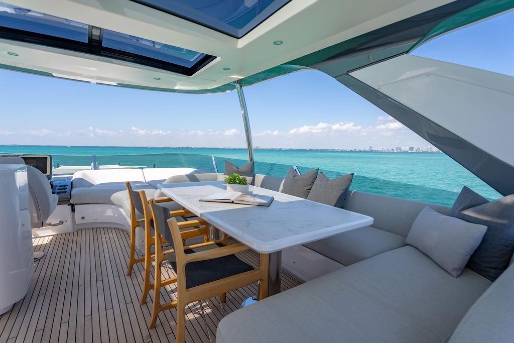 2024 Azimut 77 