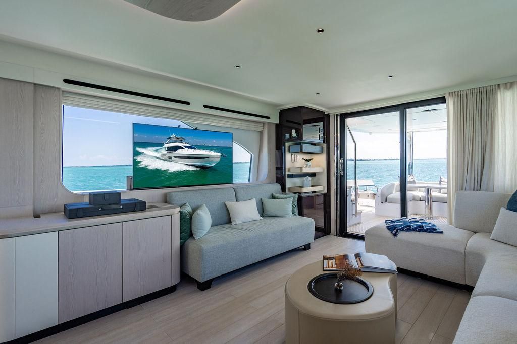 2024 Azimut 77 