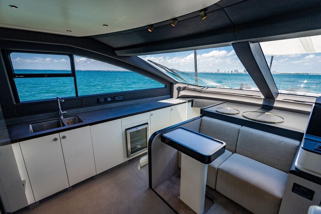 2024 Azimut 77 