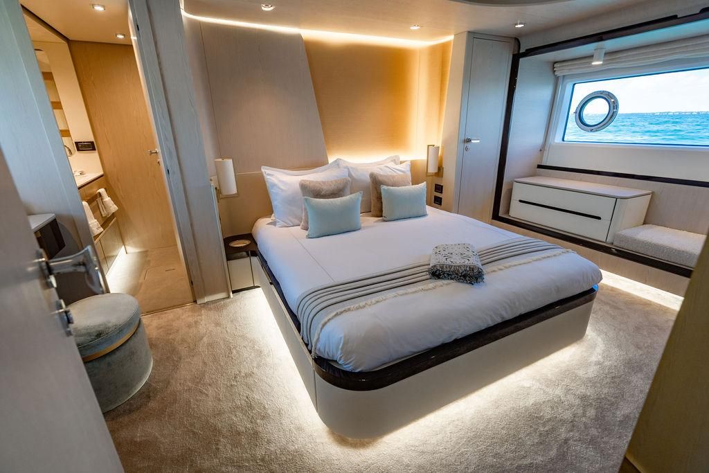 2024 Azimut 77 
