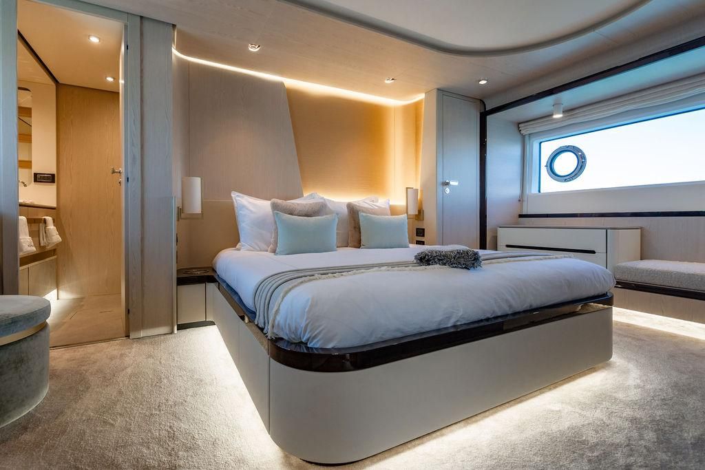2024 Azimut 77 