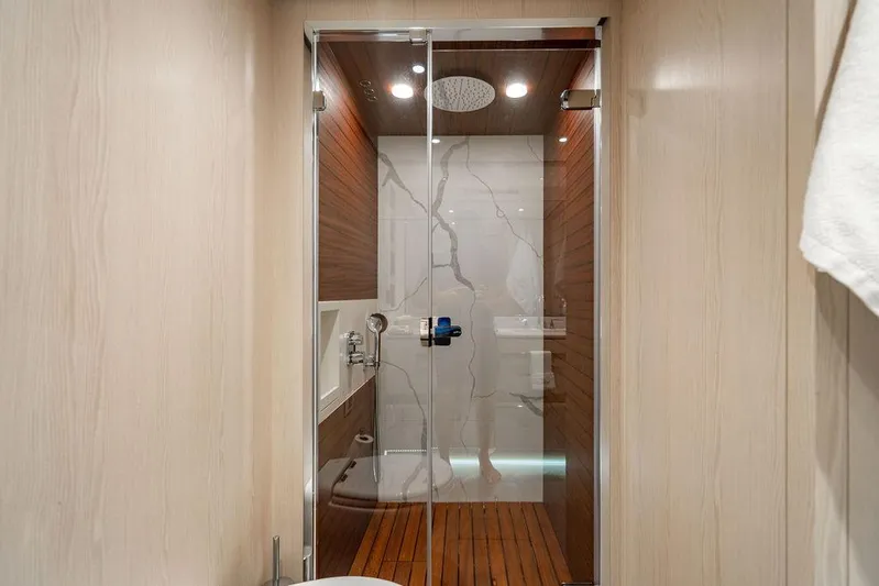 Bongani Yacht Photos Pics 