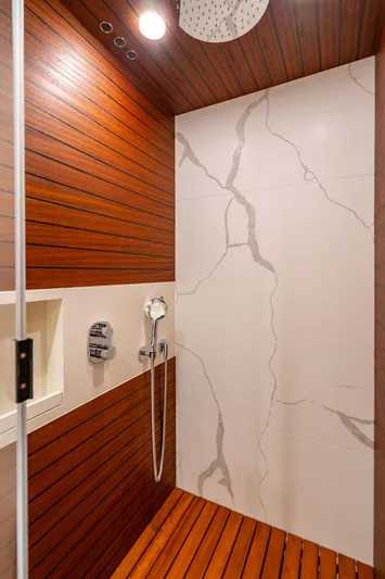 Bongani Yacht Photos Pics 