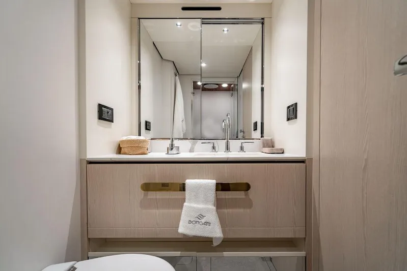 Bongani Yacht Photos Pics 