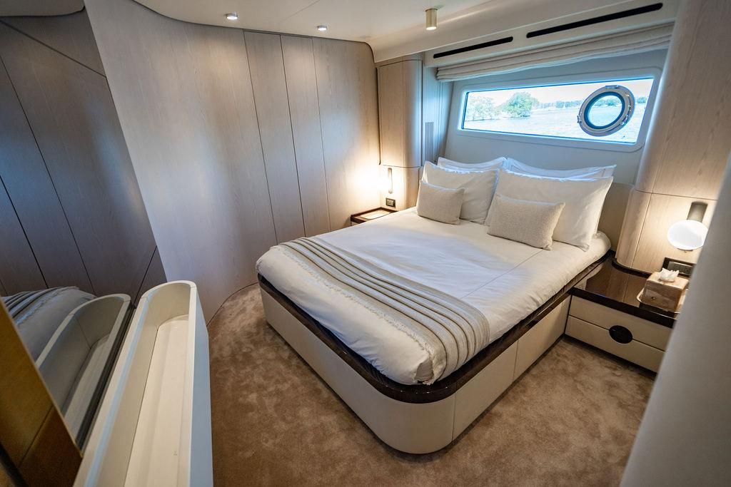 2024 Azimut 77 