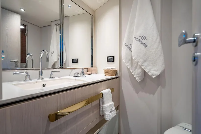 Bongani Yacht Photos Pics 