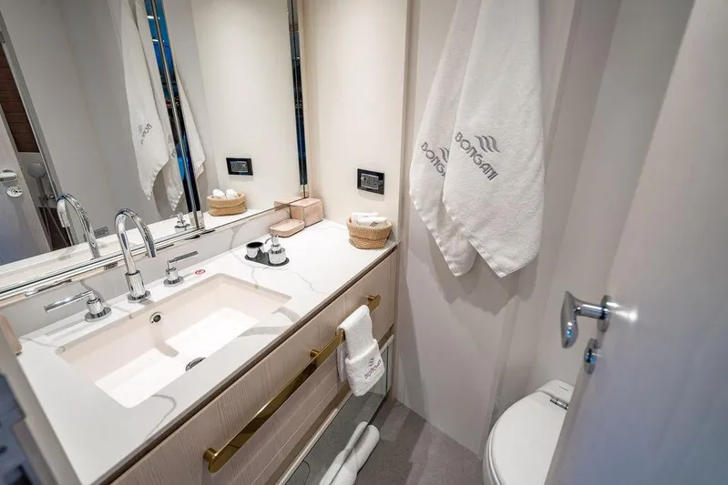 Bongani Yacht Photos Pics 