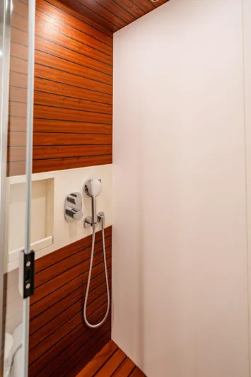 Bongani Yacht Photos Pics 