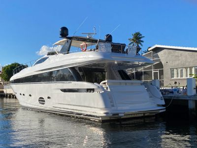 Yacht