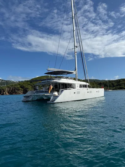 Auralis Yacht Photos Pics 