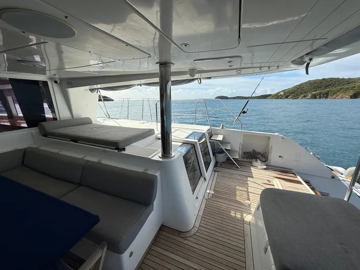 Auralis Yacht Photos Pics 