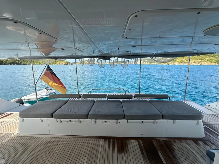 Auralis Yacht Photos Pics 