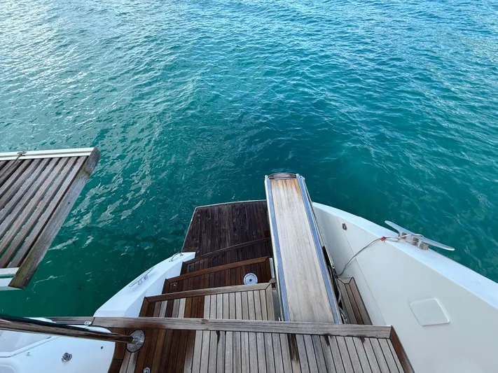 Auralis Yacht Photos Pics 