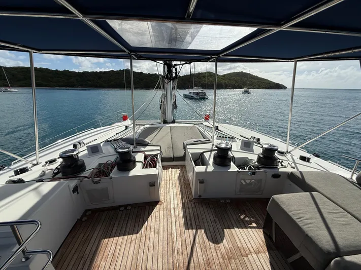 Auralis Yacht Photos Pics 