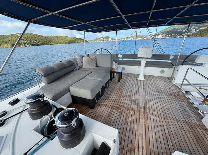 Auralis Yacht Photos Pics 