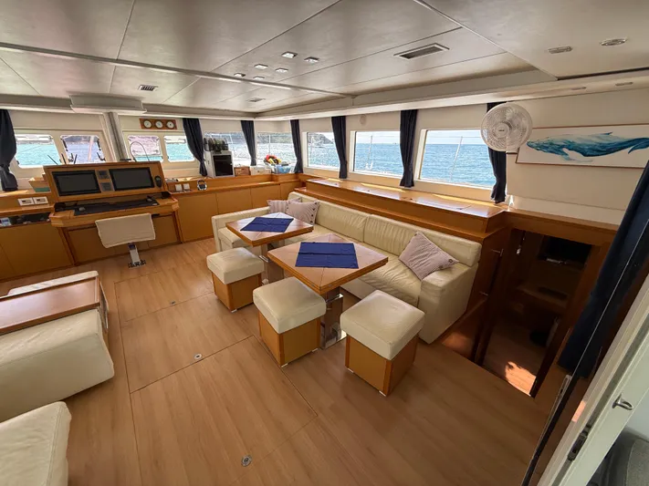 Auralis Yacht Photos Pics 