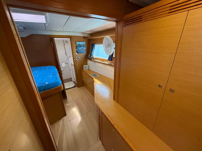 Auralis Yacht Photos Pics 