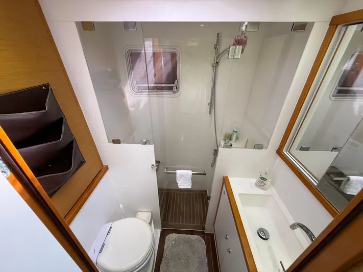 Auralis Yacht Photos Pics 