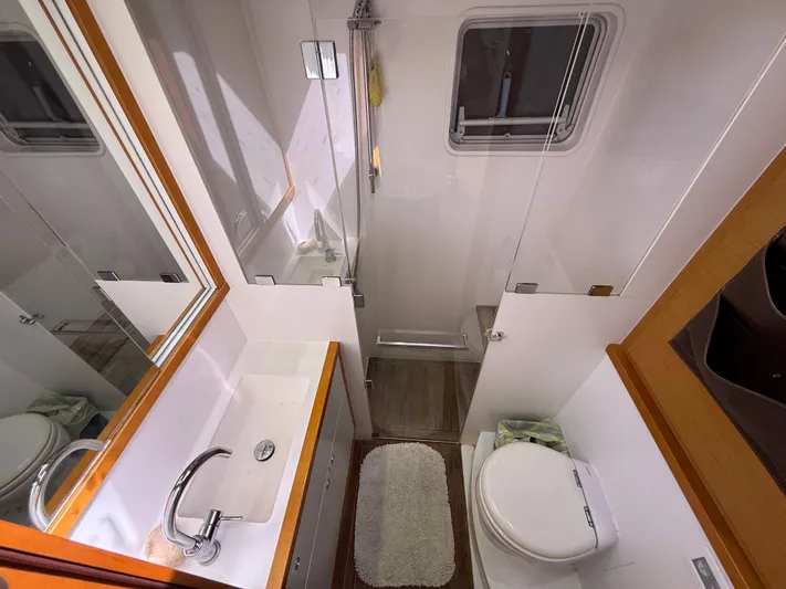 Auralis Yacht Photos Pics 