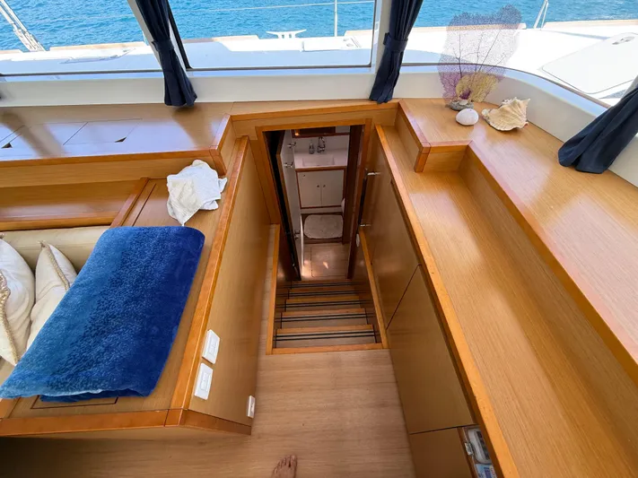 Auralis Yacht Photos Pics 