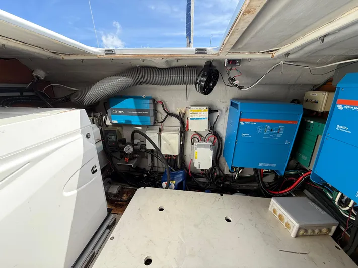 Auralis Yacht Photos Pics 