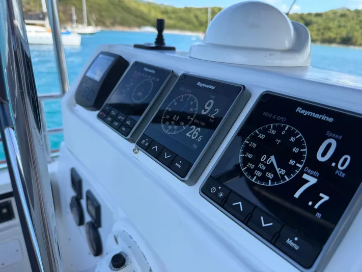 Auralis Yacht Photos Pics 