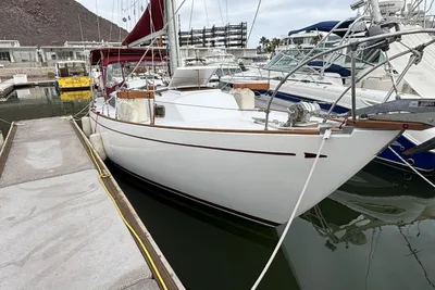 Douglas 32