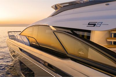 Yacht