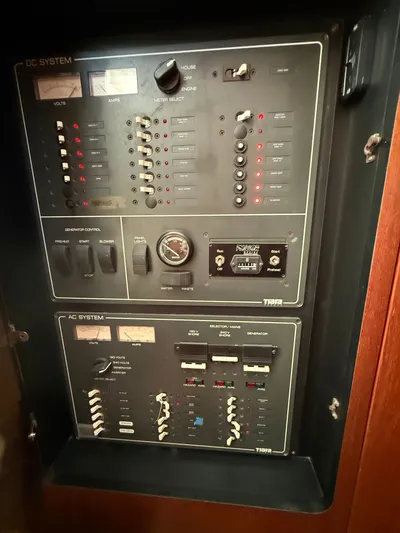 Bravant Yacht Photos Pics 