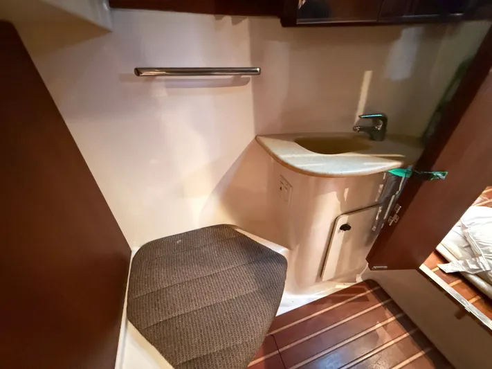 Bravant Yacht Photos Pics 