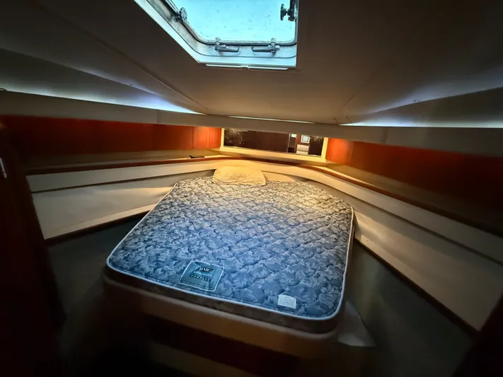 Bravant Yacht Photos Pics 