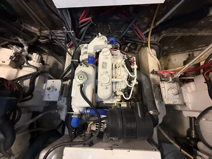 Bravant Yacht Photos Pics 