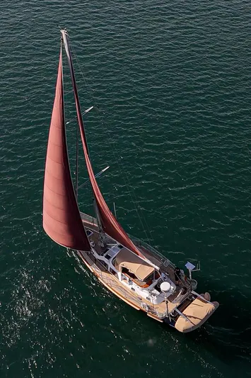 Feather Yacht Photos Pics 