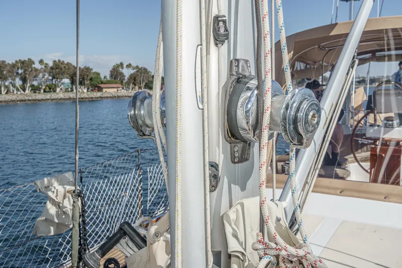 Feather Yacht Photos Pics 