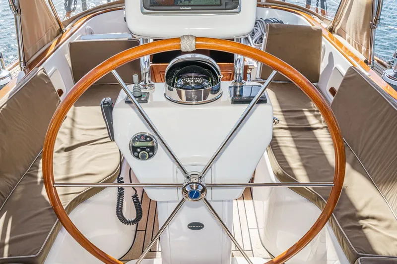Feather Yacht Photos Pics Hylas 46 yacht cockpit with wooden steering wheel, 2012 model.