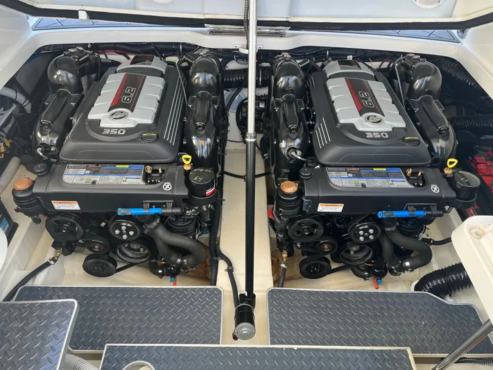  Yacht Photos Pics Dual engines in 2024 Formula 330 CBR boat.