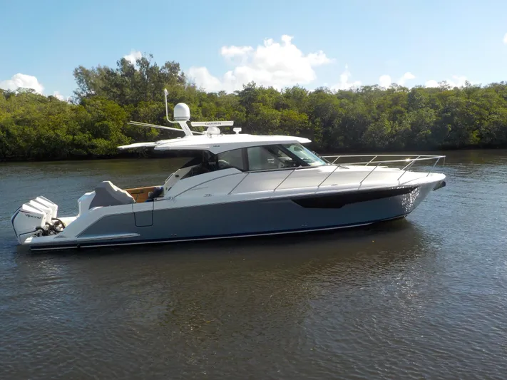 Forty Two Yacht Photos Pics 