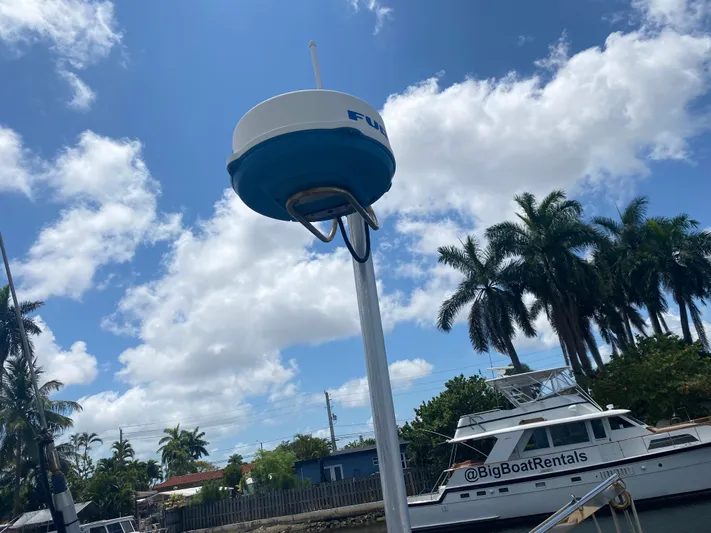 Blue Moon Yacht Photos Pics 