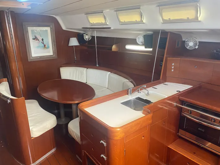 Blue Moon Yacht Photos Pics 