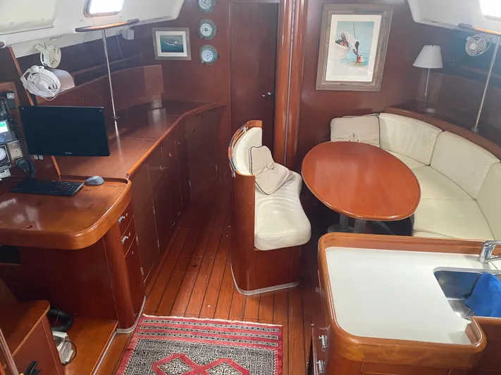 Blue Moon Yacht Photos Pics 