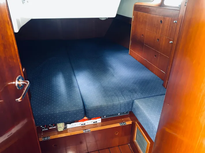 Blue Moon Yacht Photos Pics 