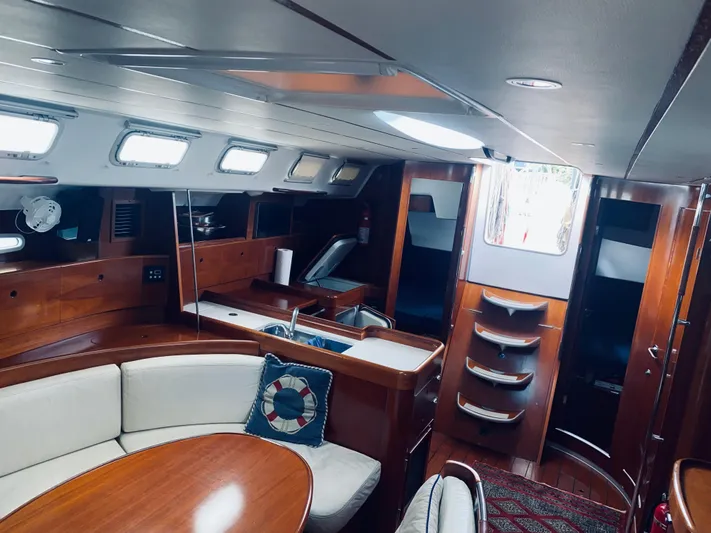 Blue Moon Yacht Photos Pics 