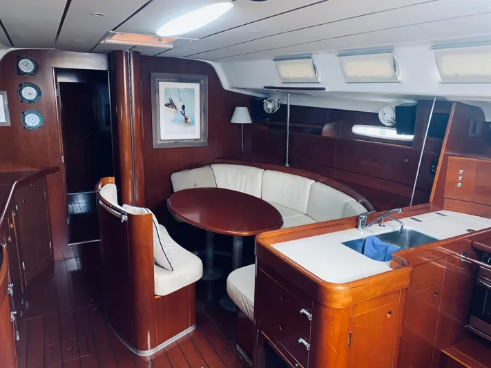 Blue Moon Yacht Photos Pics 