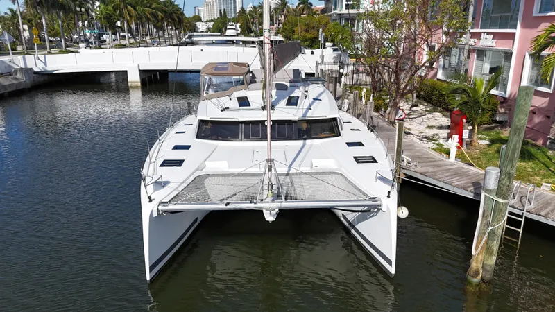 Solmate Yacht Photos Pics 