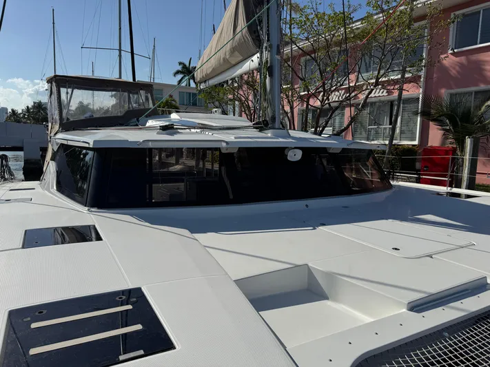 Solmate Yacht Photos Pics 