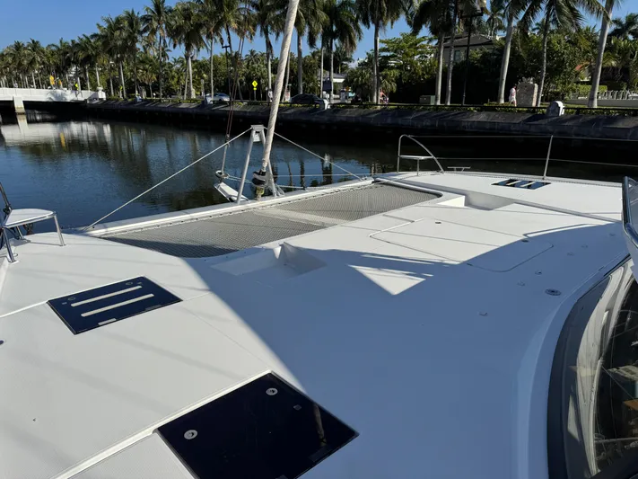 Solmate Yacht Photos Pics 