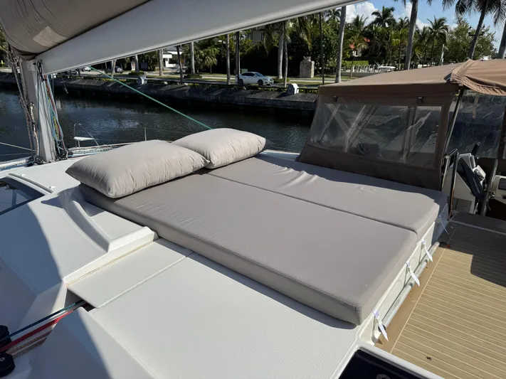 Solmate Yacht Photos Pics 