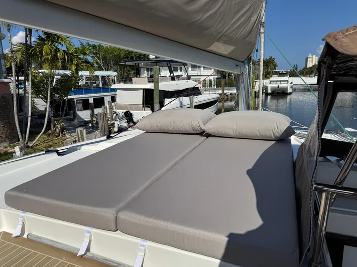 Solmate Yacht Photos Pics 