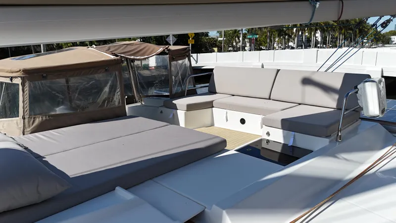 Solmate Yacht Photos Pics 